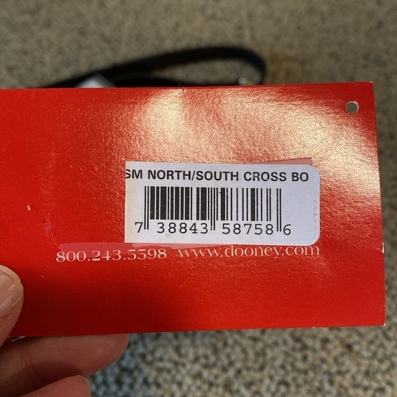 NWT Dooney & Bourke Small North/South Crossbody Bag - Picture 7 of 9